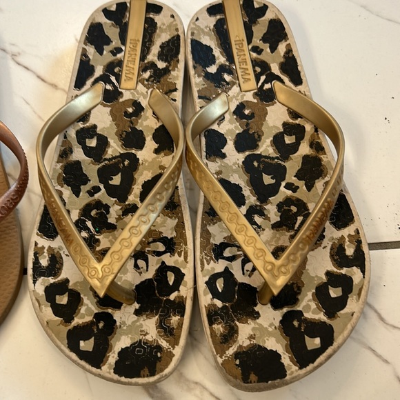 Lot of Girls FlipFlops Size 35/36 - Picture 3 of 6